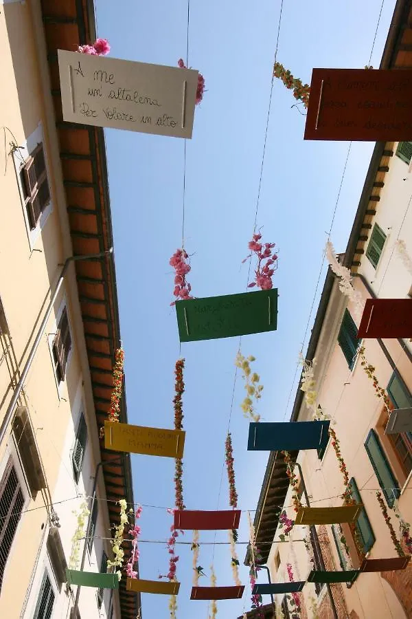 La Piccola Atene Centro Storico Pietrasanta Apartment